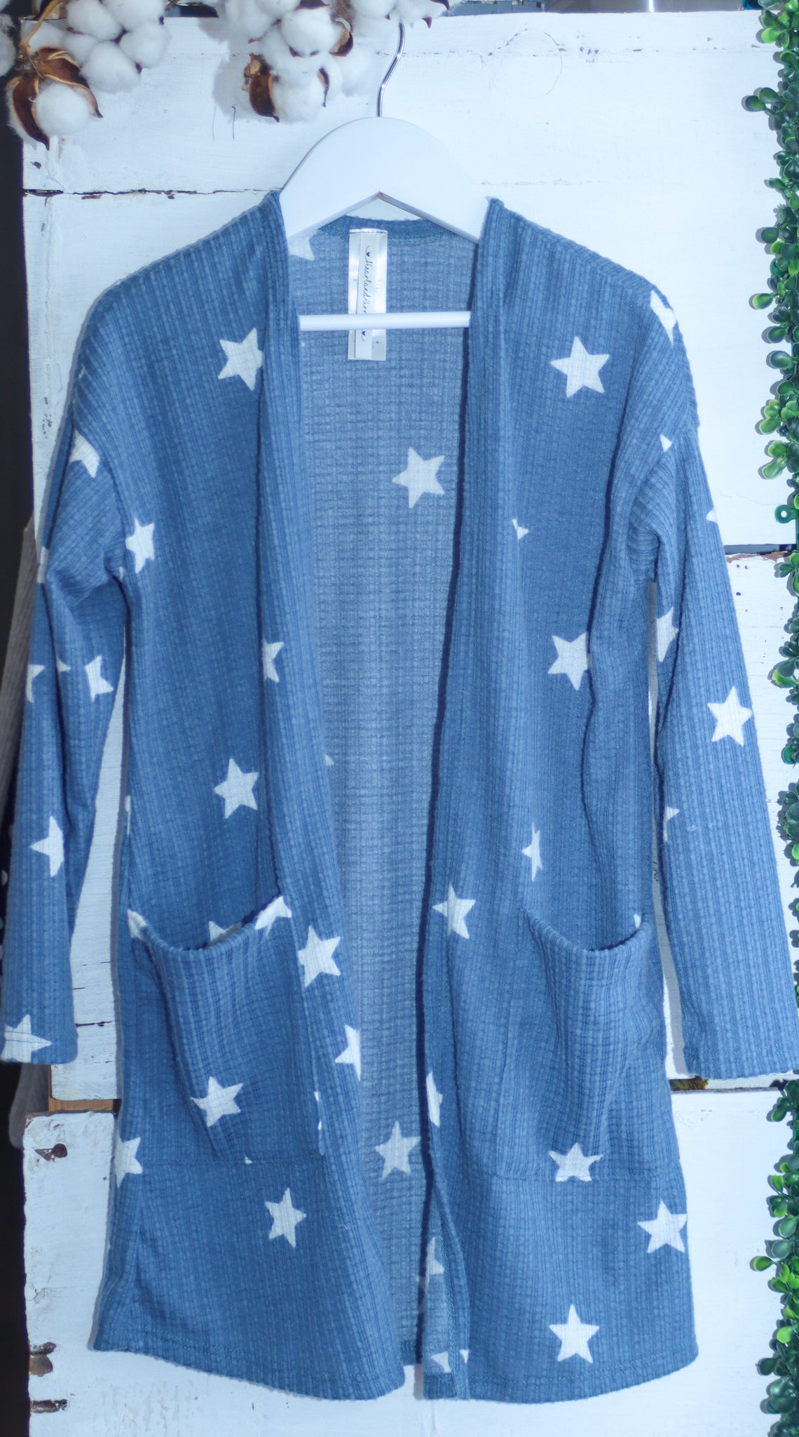 Cardigan with pockets